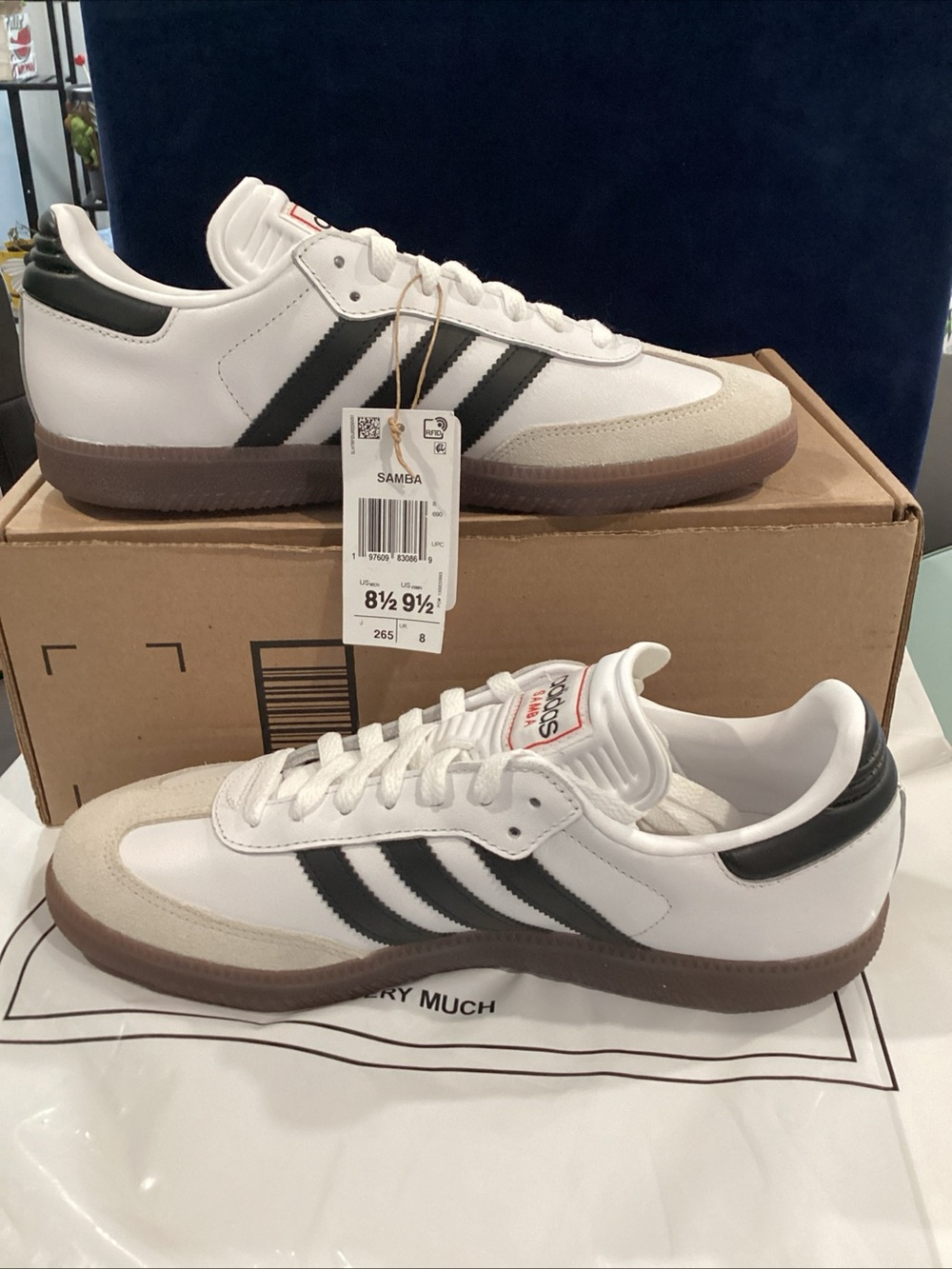 Adidas Samba Sneaker Size 8.5M/9.5W Cloud White/Core black/vivid Red